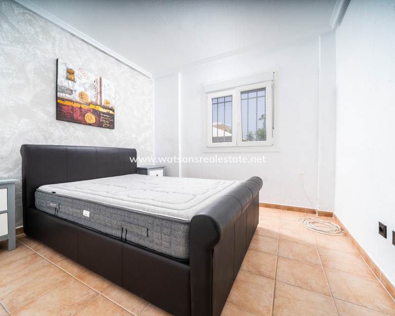 Resale - Quad - Urb. La Marina