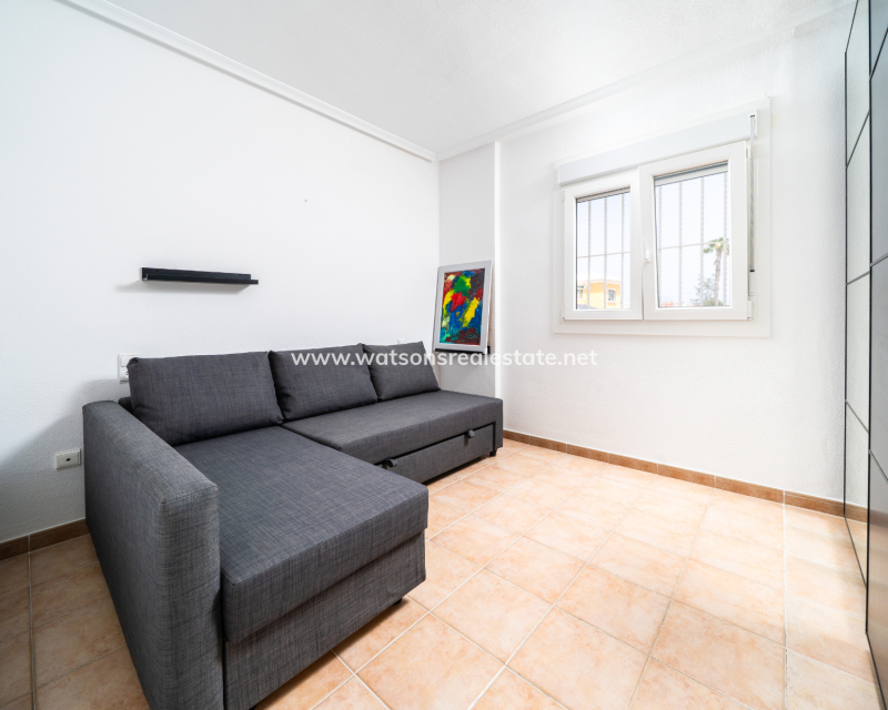 Resale - Quad - Urb. La Marina