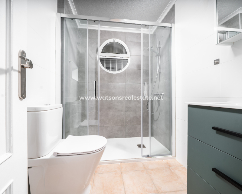 Resale - Quad - Urb. La Marina