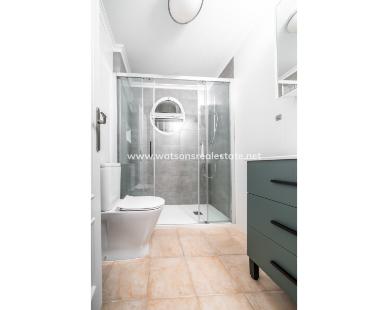 Resale - Quad - Urb. La Marina