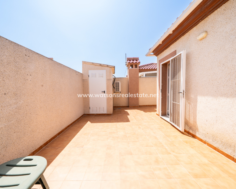 Resale - Quad - Urb. La Marina