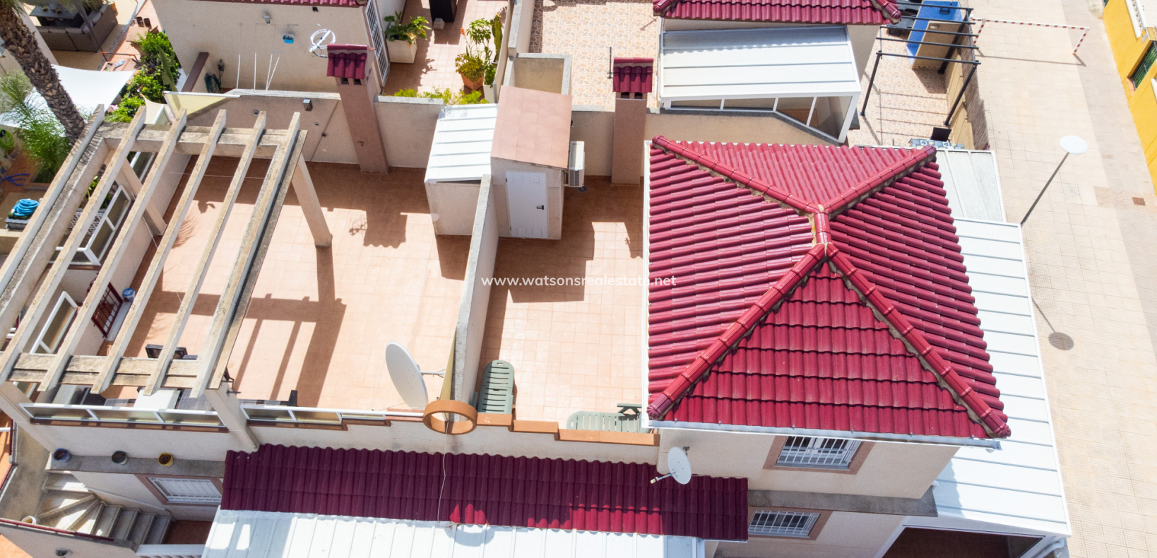Resale - Quad - Urb. La Marina