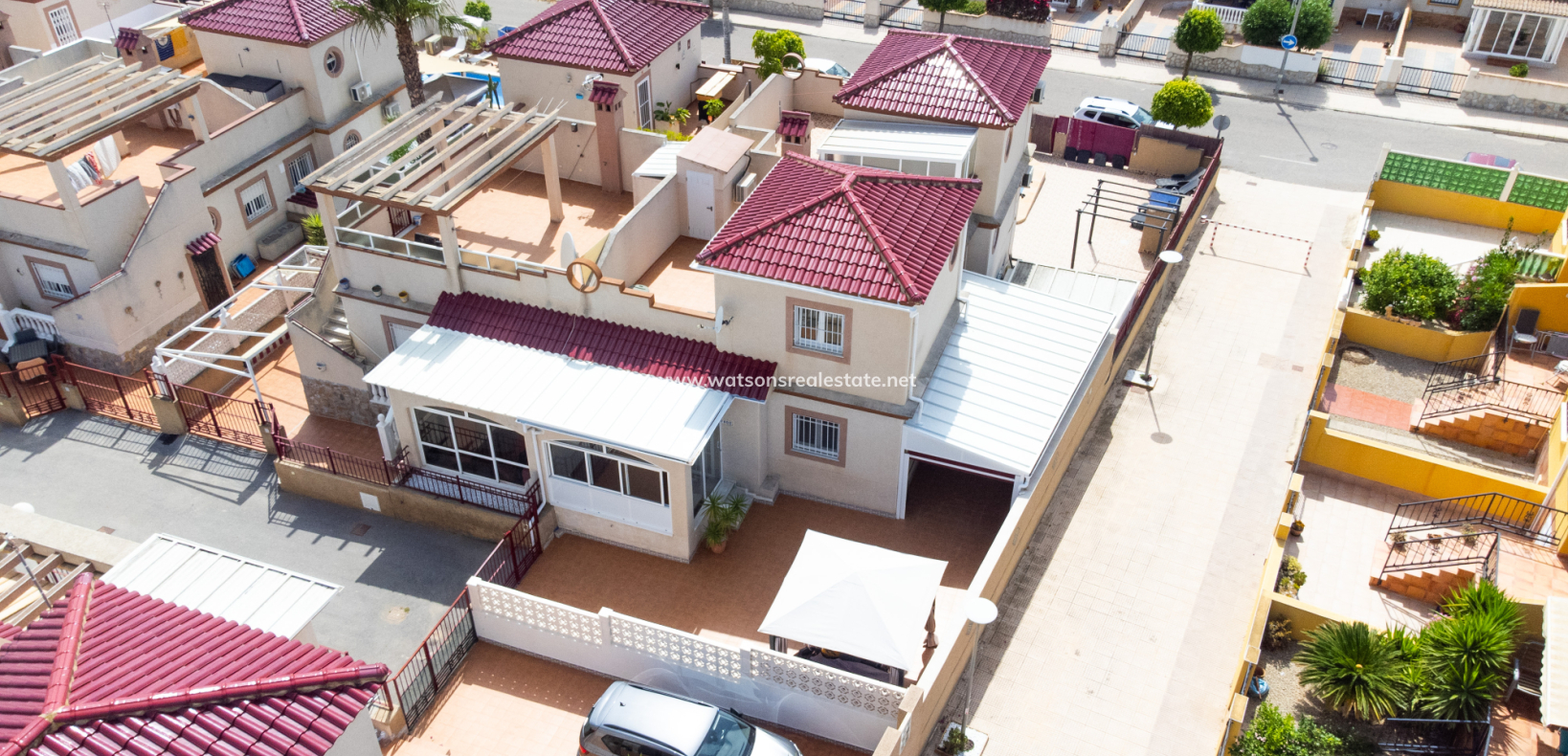 Resale - Quad - Urb. La Marina