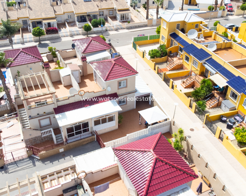 Resale - Quad - Urb. La Marina