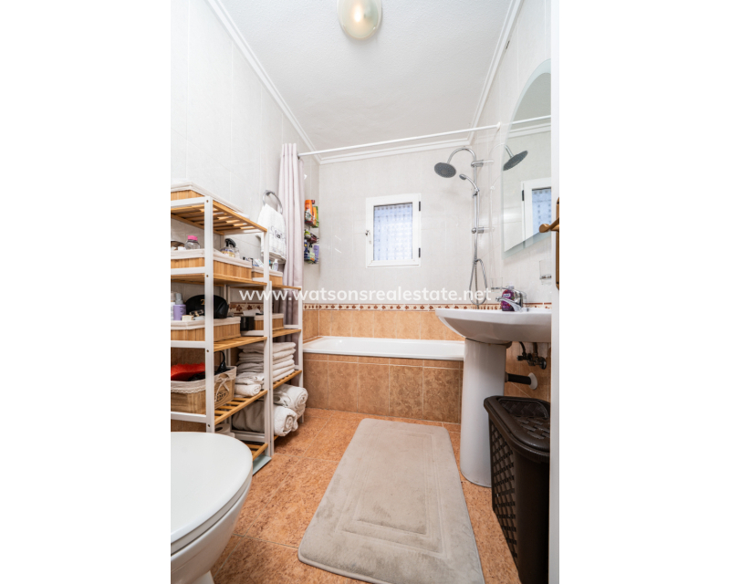Resale - Quad - Urb. La Marina