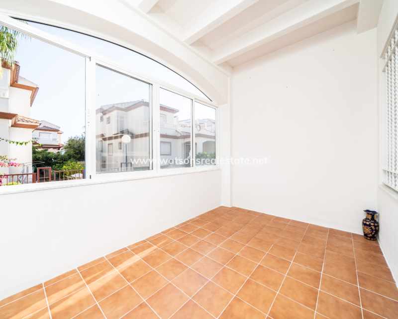 Resale - Quad - Urb. La Marina