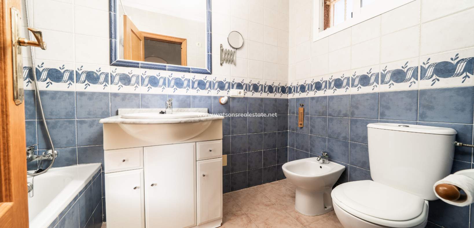 Resale - Quad - Urb. La Marina