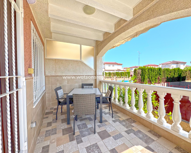 Resale - Quad - Urb. La Marina