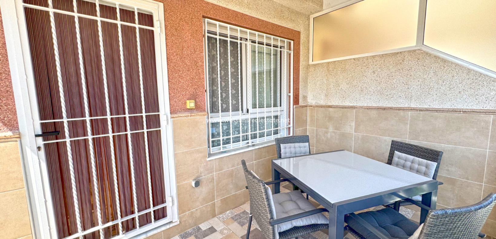 Resale - Quad - Urb. La Marina
