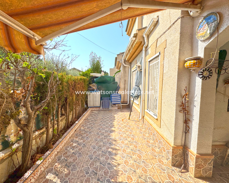 Resale - Quad - Urb. La Marina