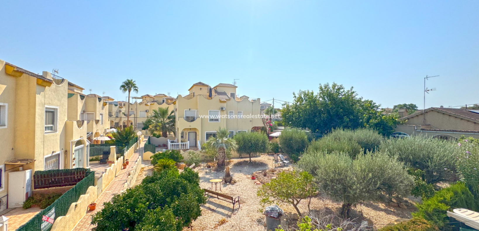 Resale - Quad - Urb. La Marina