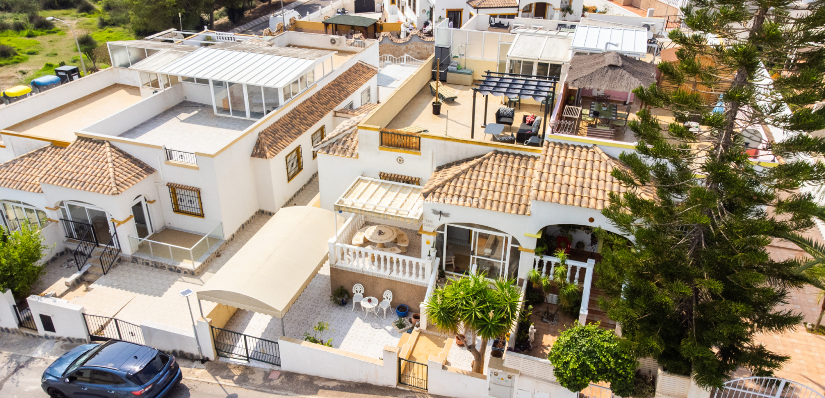 Resale - Quad - Urb. La Marina