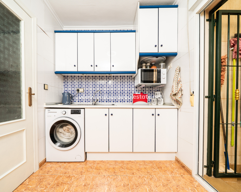 Resale - Quad - Urb. La Marina