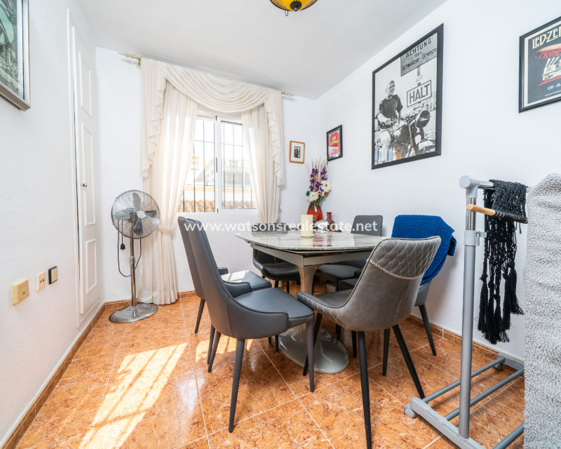 Resale - Quad - Urb. La Marina