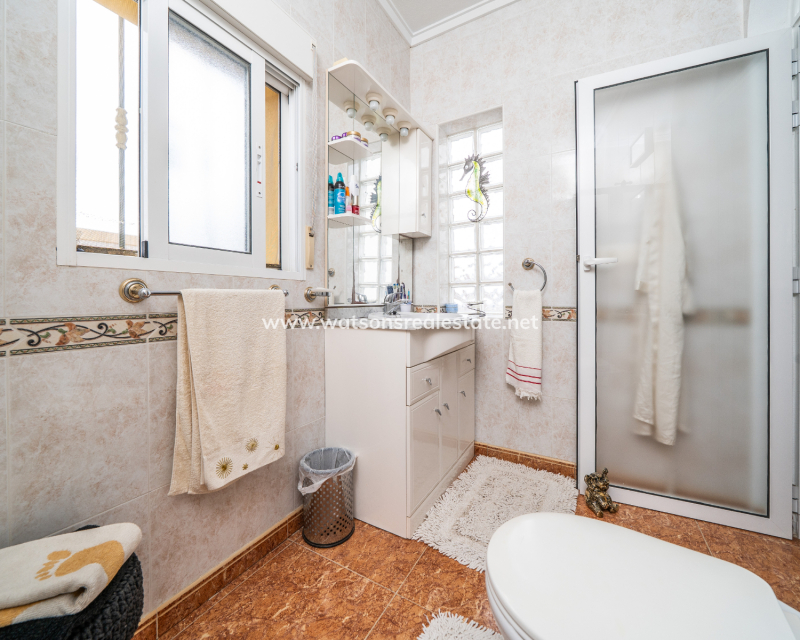 Resale - Quad - Urb. La Marina