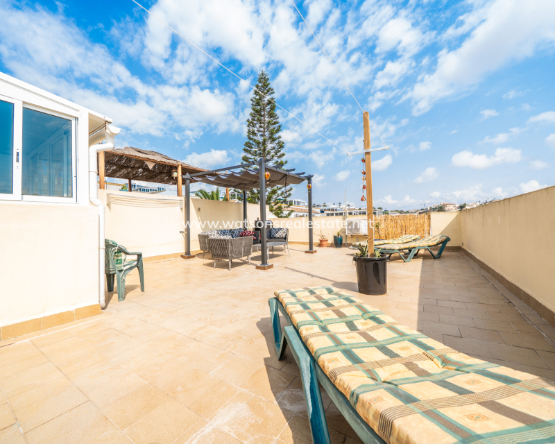 Resale - Quad - Urb. La Marina