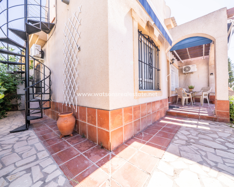 Resale - Quad - Urb. La Marina