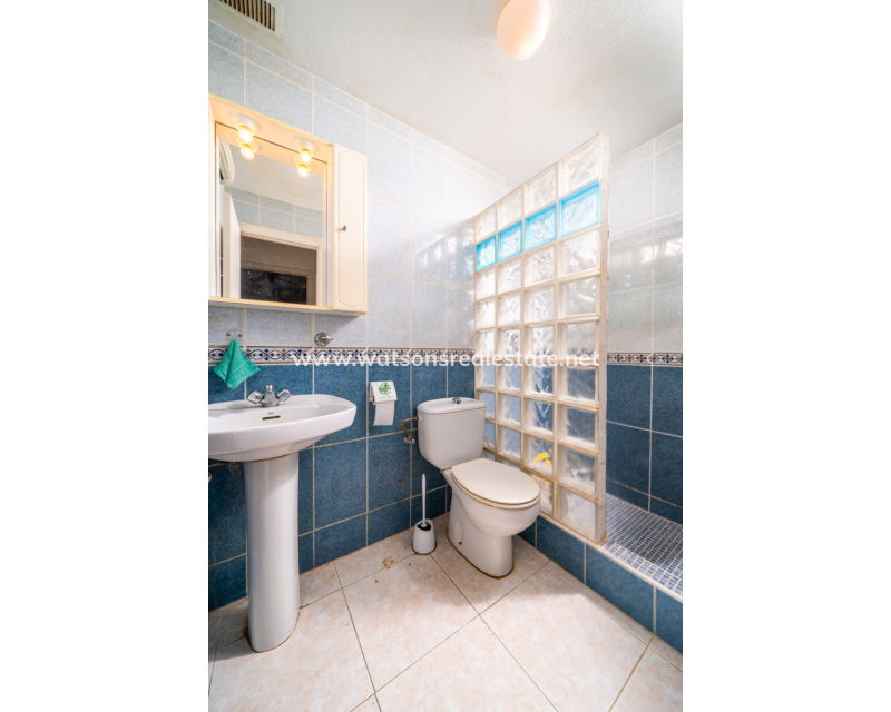 Resale - Quad - Urb. La Marina