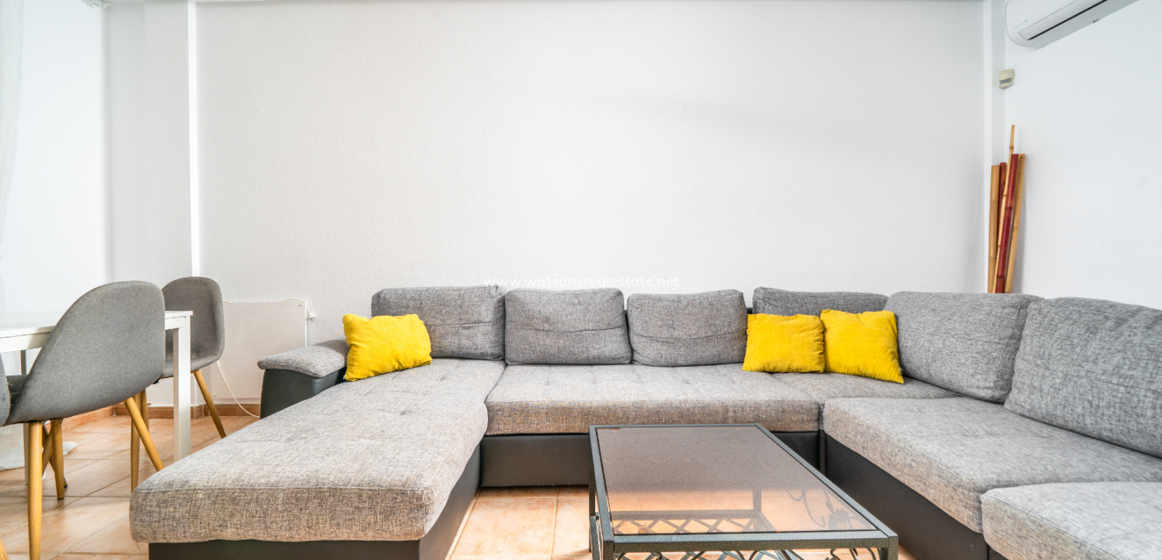 Resale - Quad - Urb. La Marina