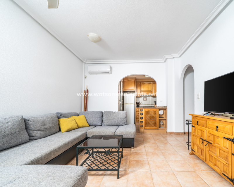 Resale - Quad - Urb. La Marina