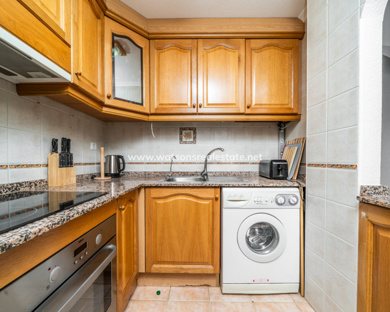 Resale - Quad - Urb. La Marina