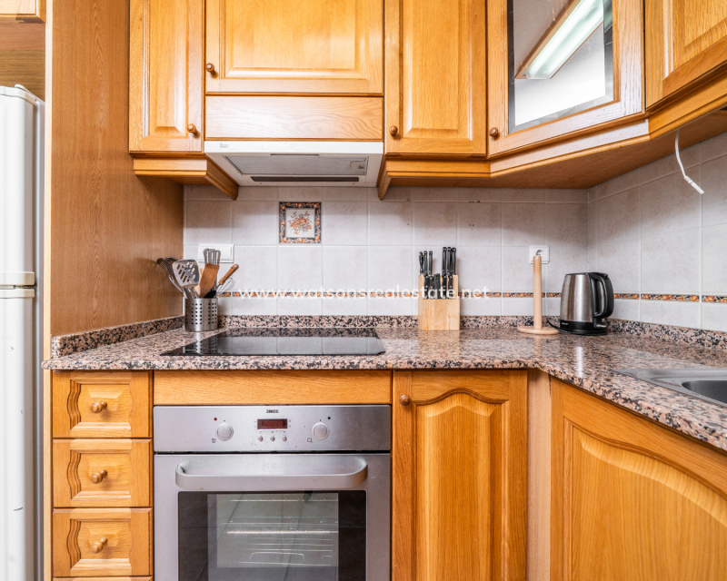 Resale - Quad - Urb. La Marina