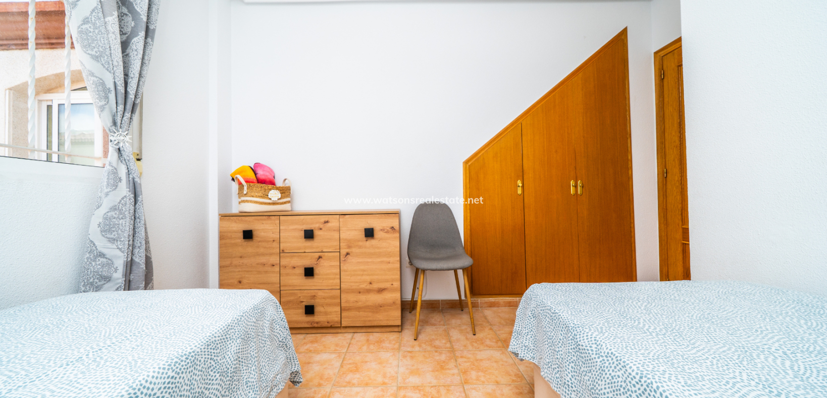 Resale - Quad - Urb. La Marina