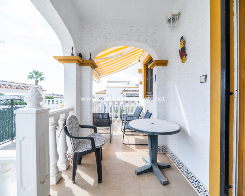 Resale - Quad - Urb. La Marina