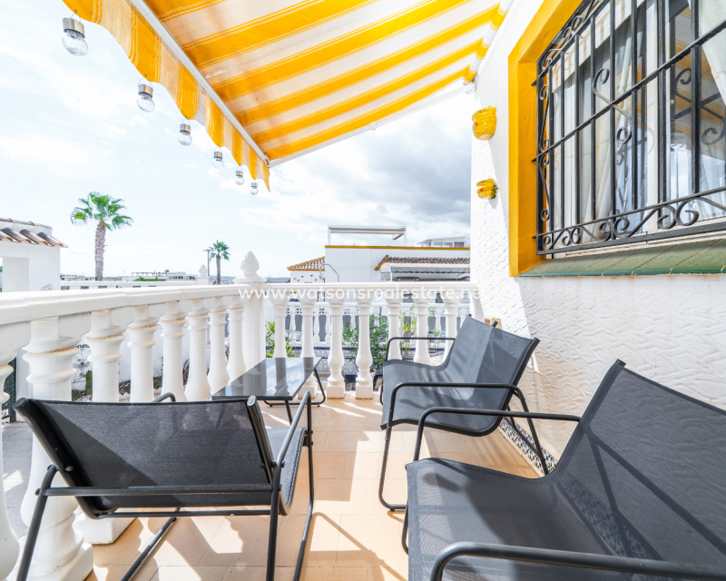 Resale - Quad - Urb. La Marina