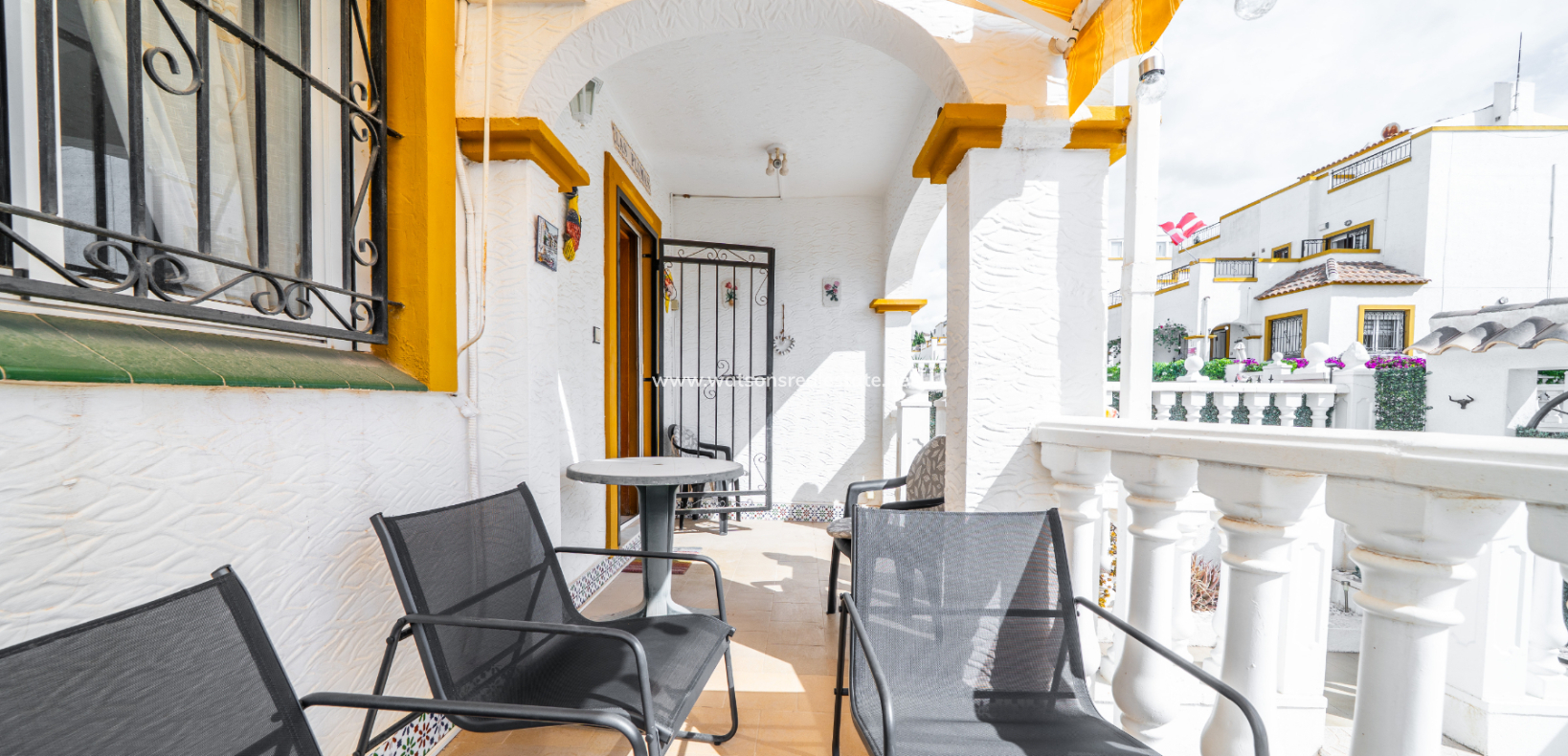 Resale - Quad - Urb. La Marina