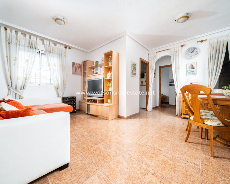 Resale - Quad - Urb. La Marina