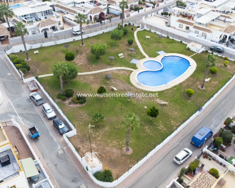 Resale - Quad - Urb. La Marina