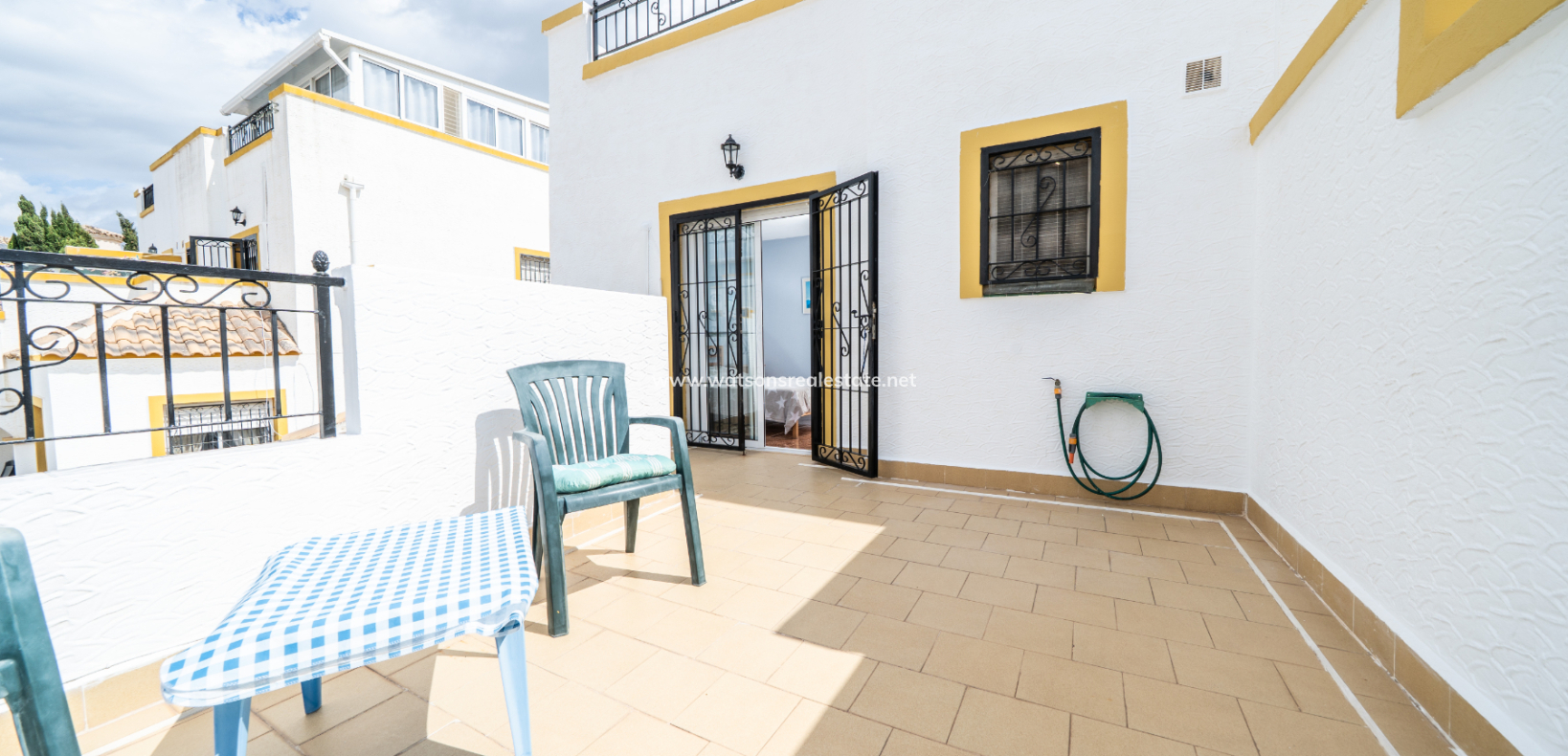 Resale - Quad - Urb. La Marina