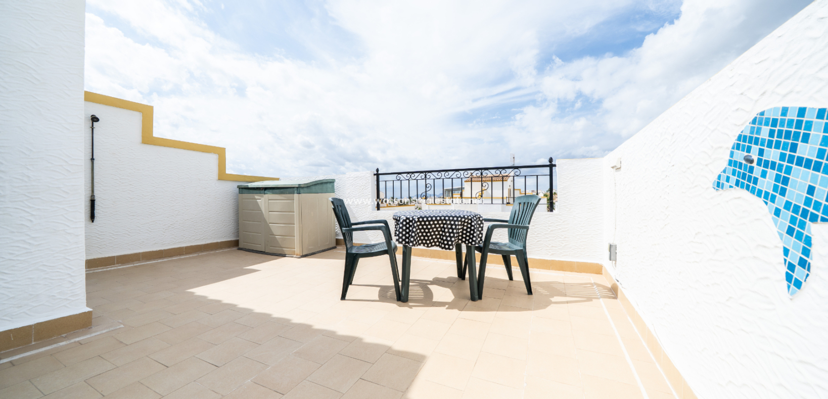 Resale - Quad - Urb. La Marina