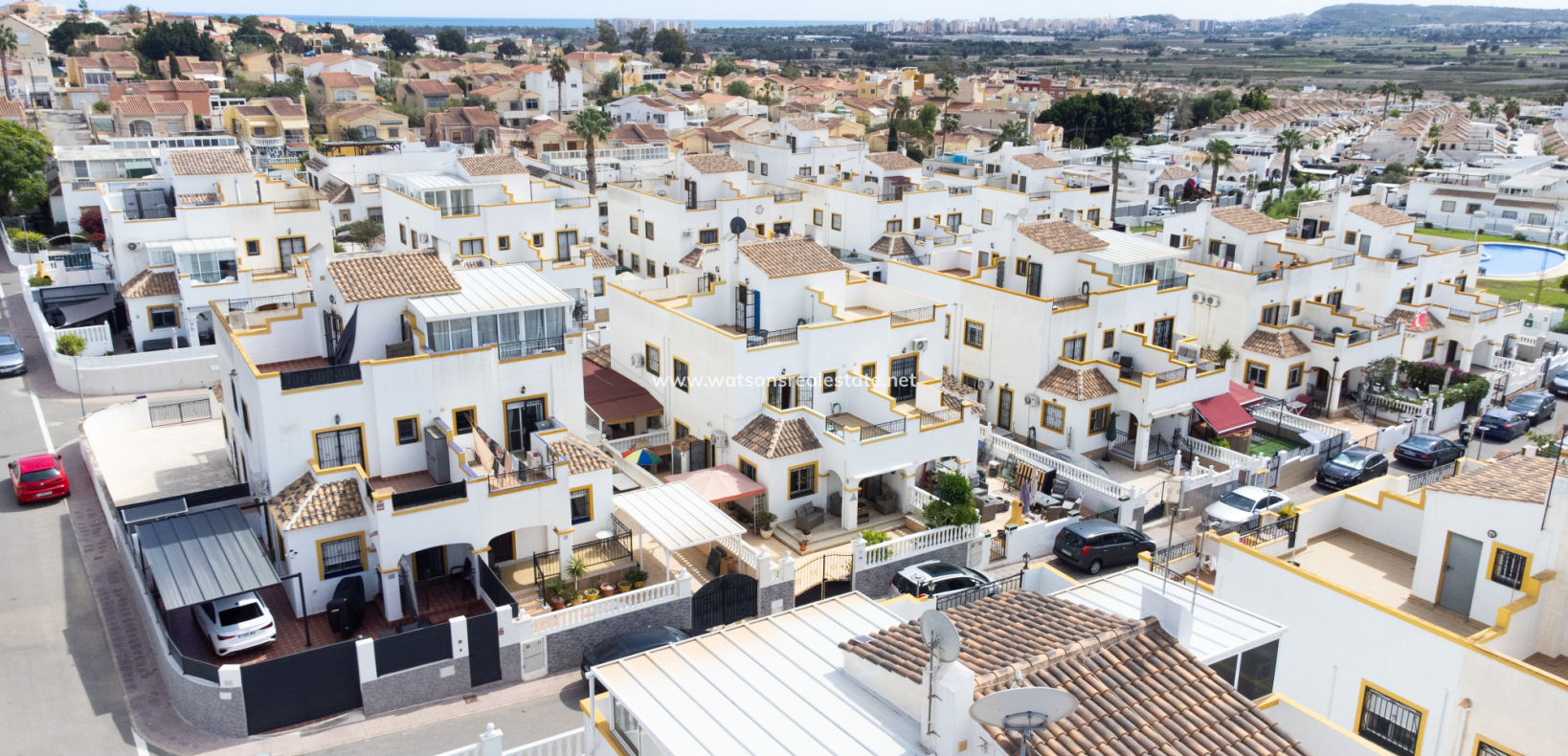 Resale - Quad - Urb. La Marina