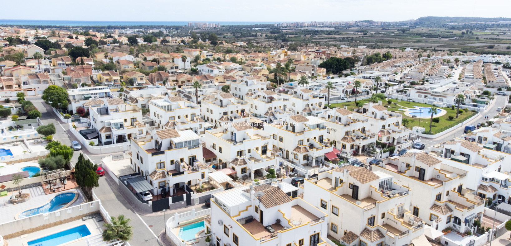 Resale - Quad - Urb. La Marina