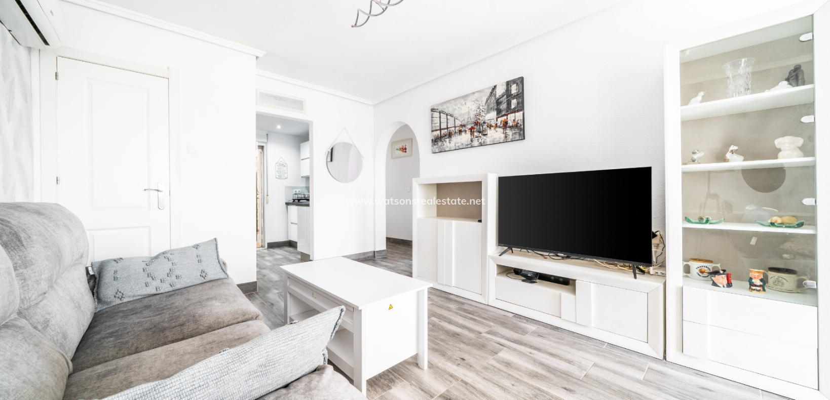 Resale - Quad - Urb. La Marina