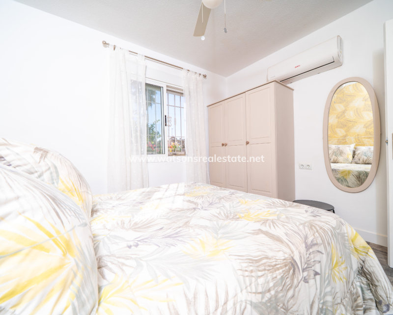 Resale - Quad - Urb. La Marina