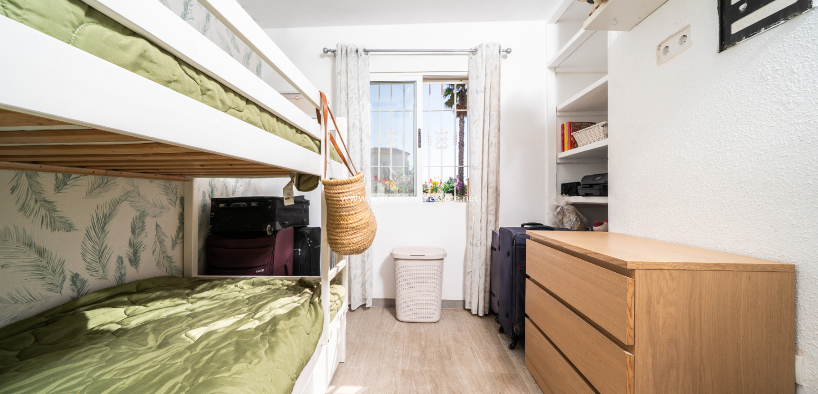 Resale - Quad - Urb. La Marina