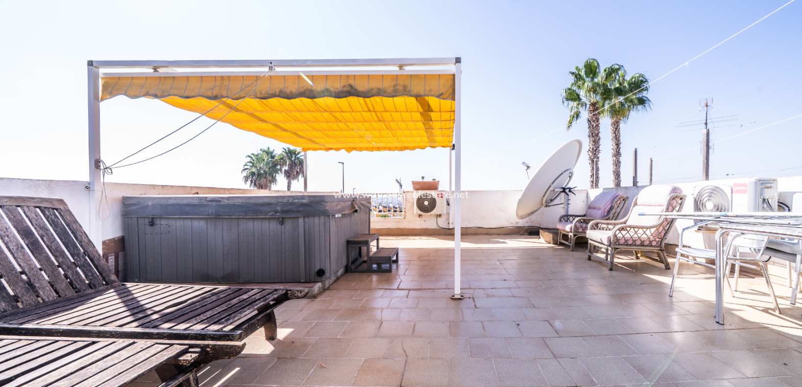 Resale - Quad - Urb. La Marina