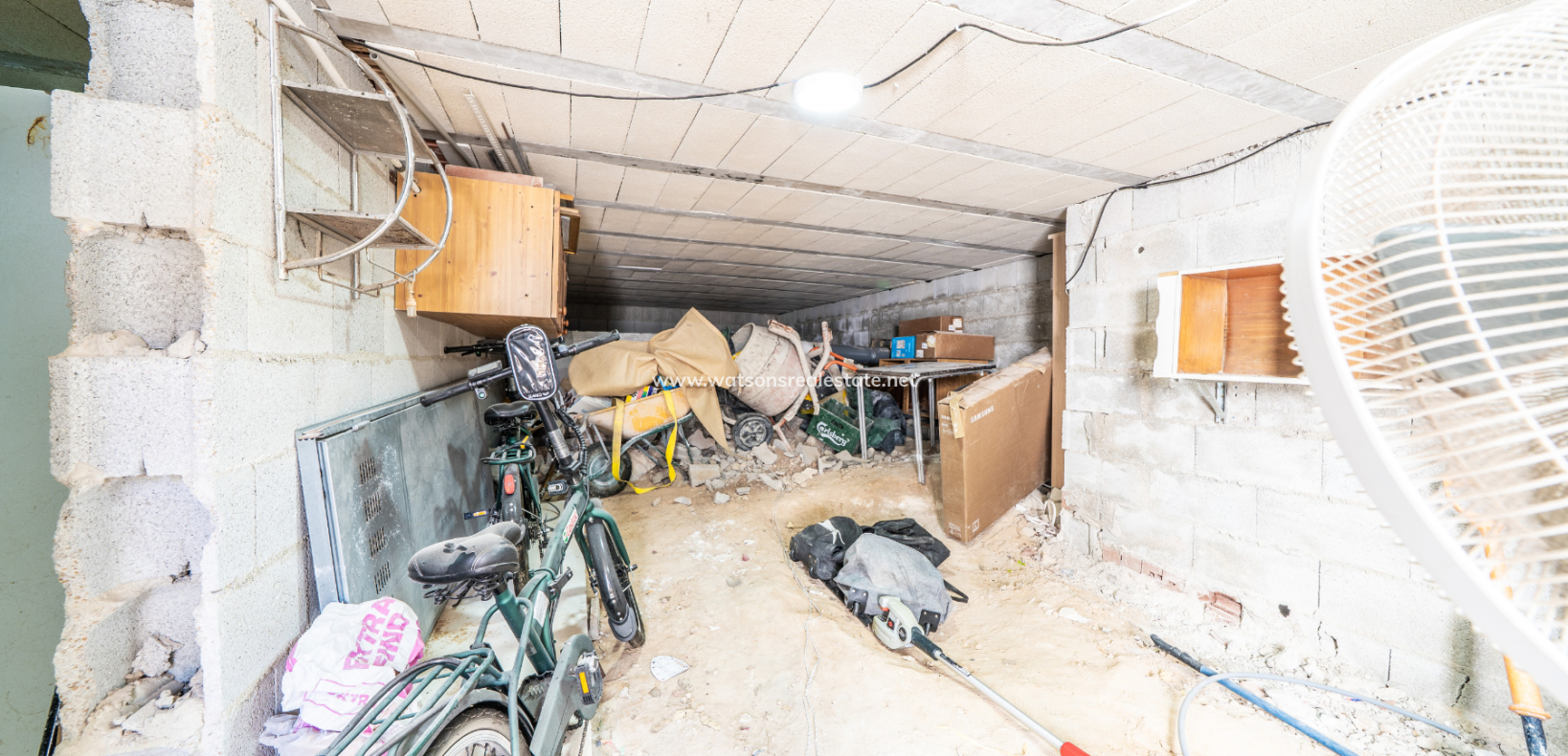 Resale - Quad - Urb. La Marina