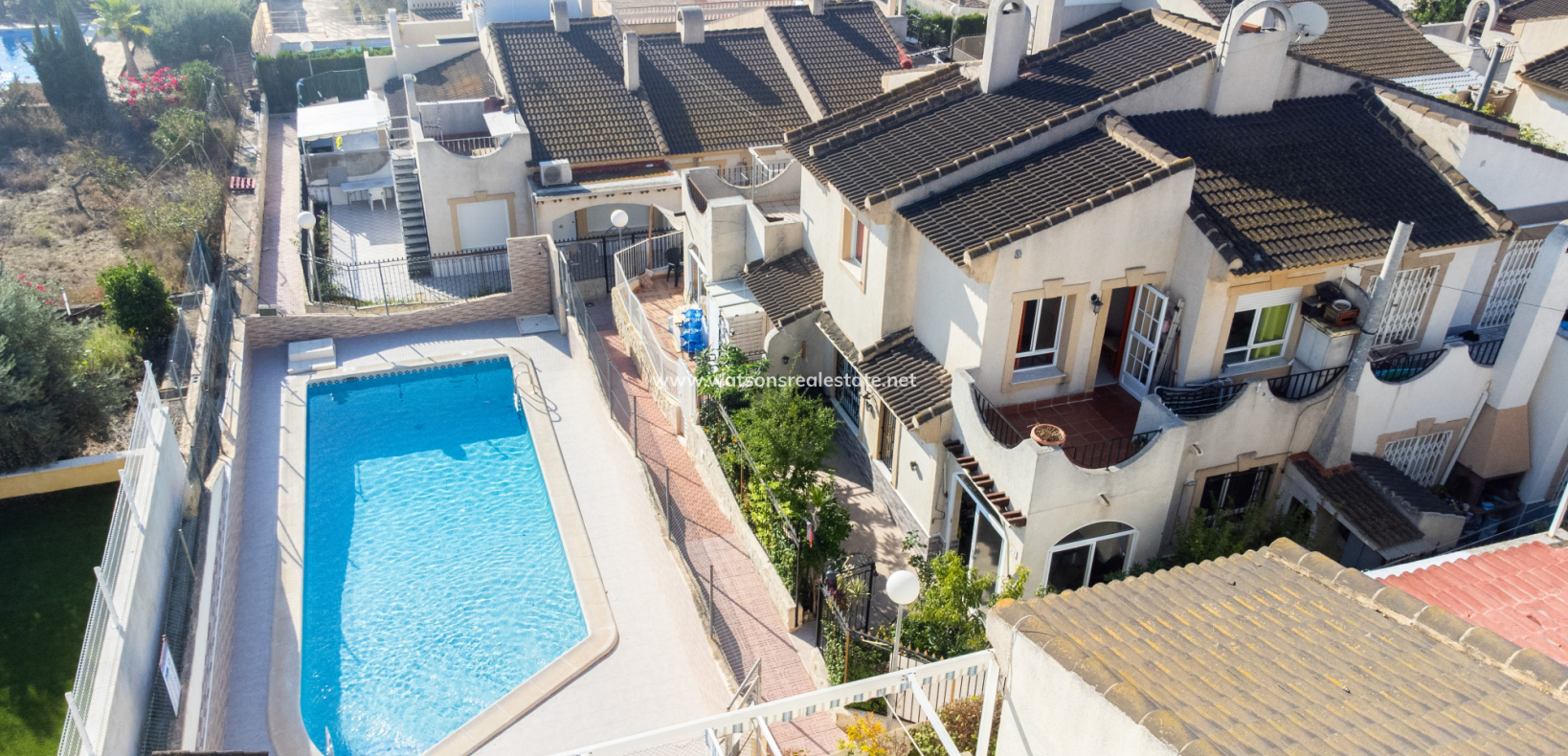 Resale - Quad - Urb. La Marina