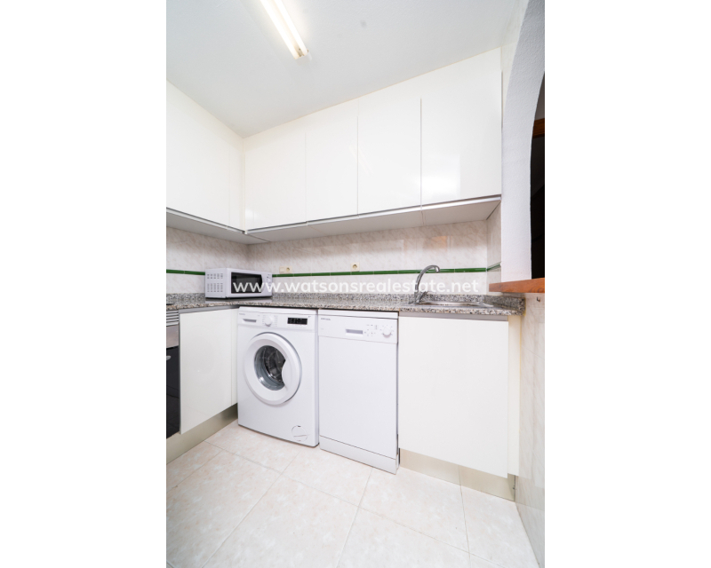 Resale - Quad - Urb. La Marina