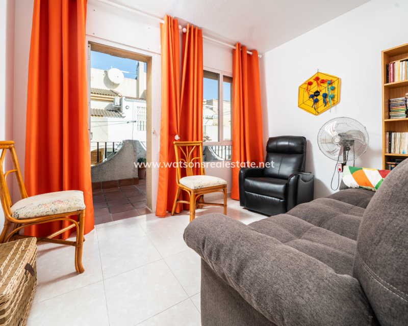 Resale - Quad - Urb. La Marina