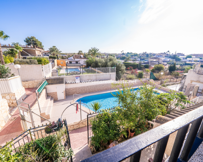 Resale - Quad - Urb. La Marina