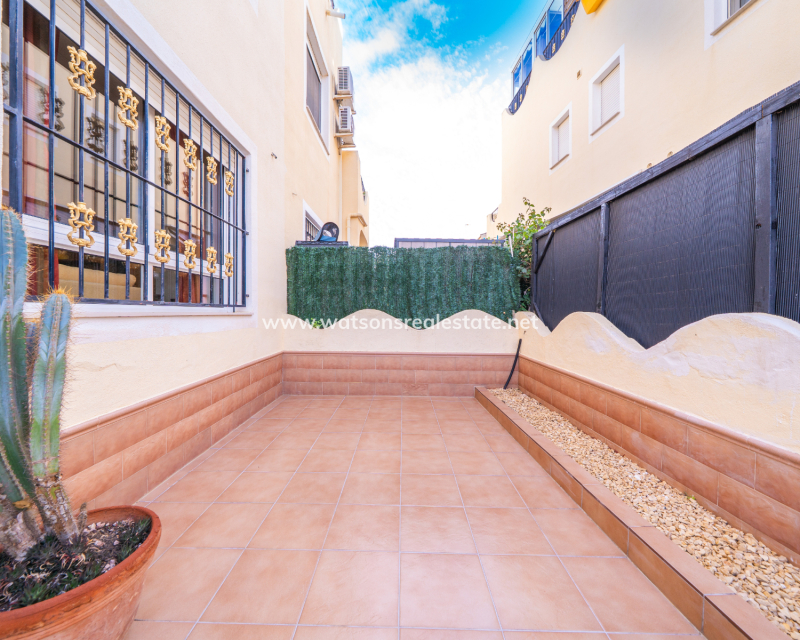 Resale - Quad - Urb. La Marina