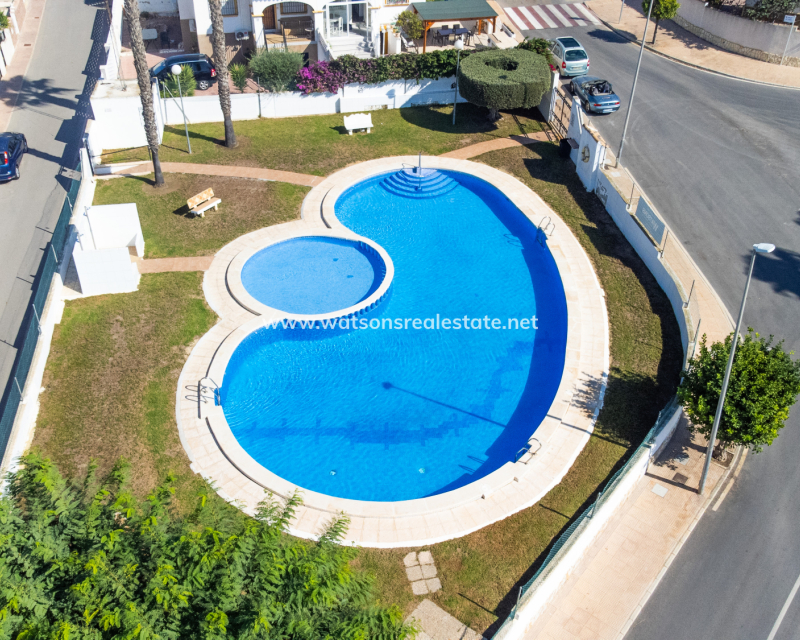 Resale - Quad - Urb. La Marina