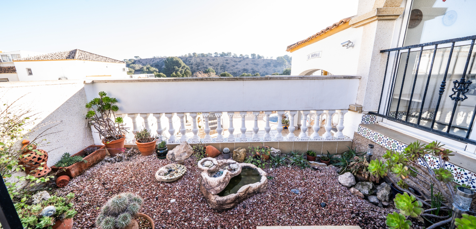 Resale - Quad - Urb. La Marina