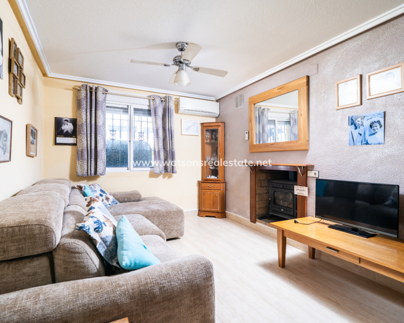 Resale - Quad - Urb. La Marina