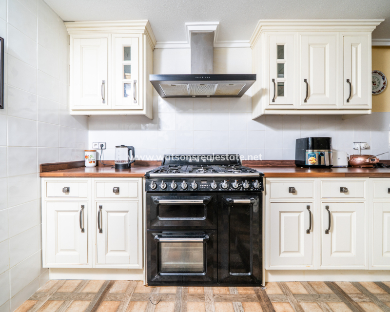 Resale - Quad - Urb. La Marina